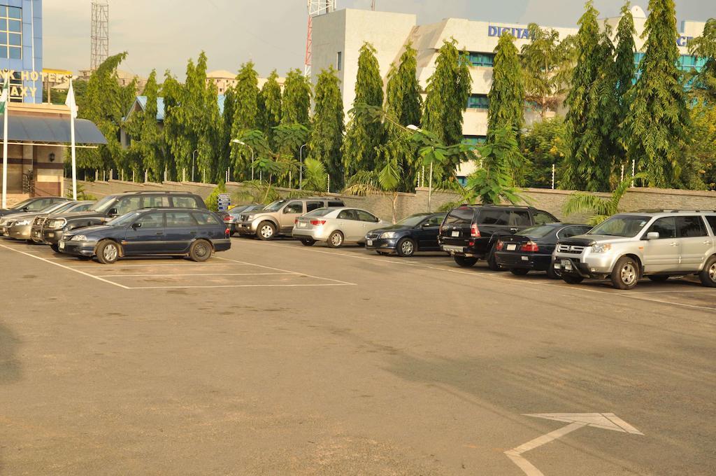 Top Rank Hotels Galaxy Abuja Exterior photo